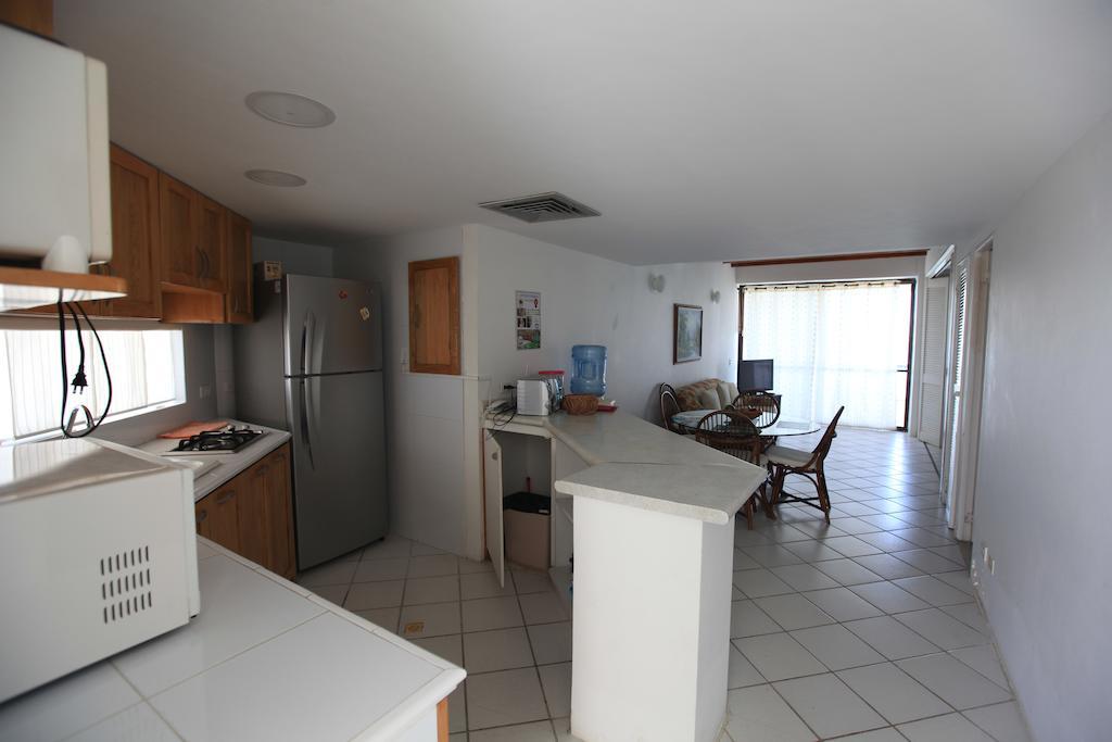 Apartamento En El Centro De San Andres Islas Con Vista Al Mar- Edificio Bay Point 703 Ruang foto
