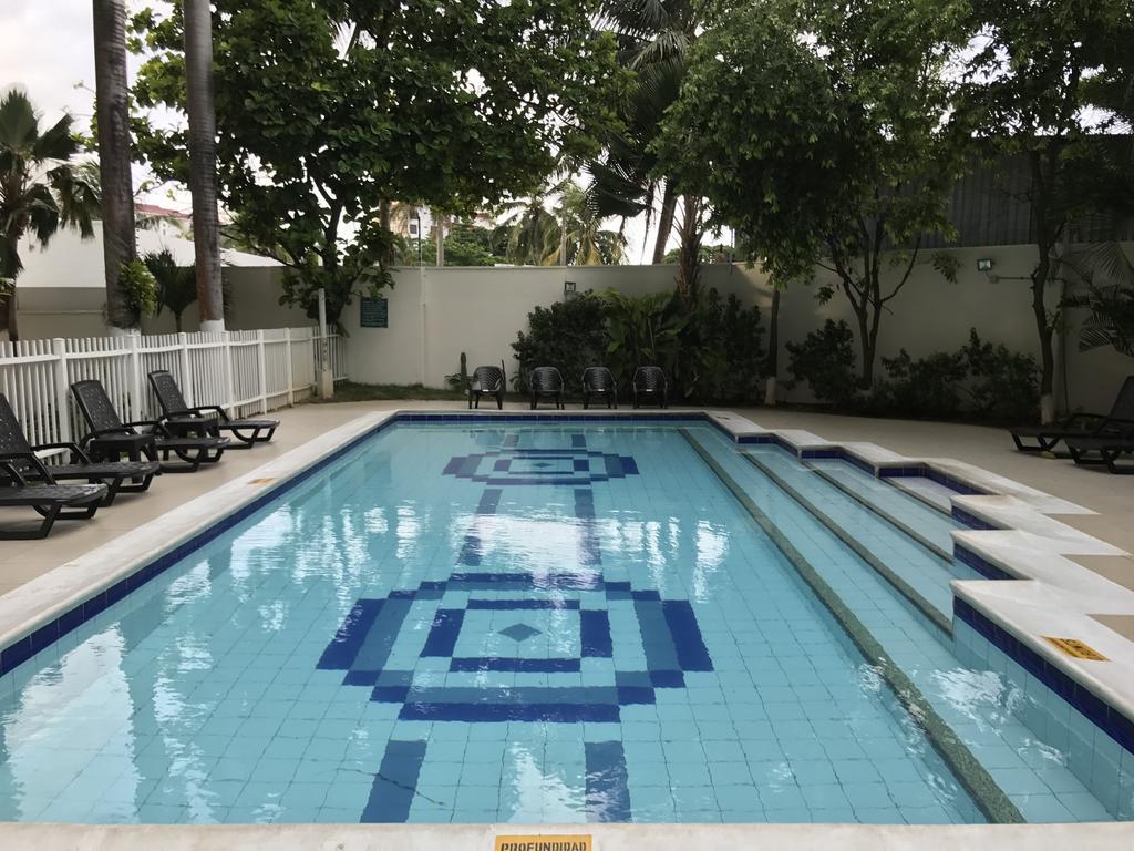 Apartamento En El Centro De San Andres Islas Con Vista Al Mar- Edificio Bay Point 703 Bagian luar foto